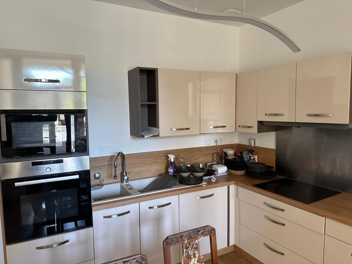 Charmant Appartement En Pierres Bourgoin-Jallieu Extérieur photo